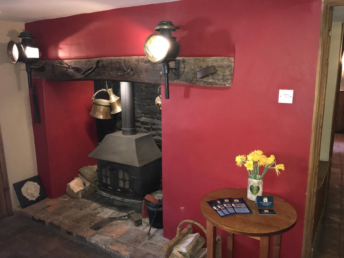 ホテルKenninghall Red Lion ノリッチ エクステリア 写真
